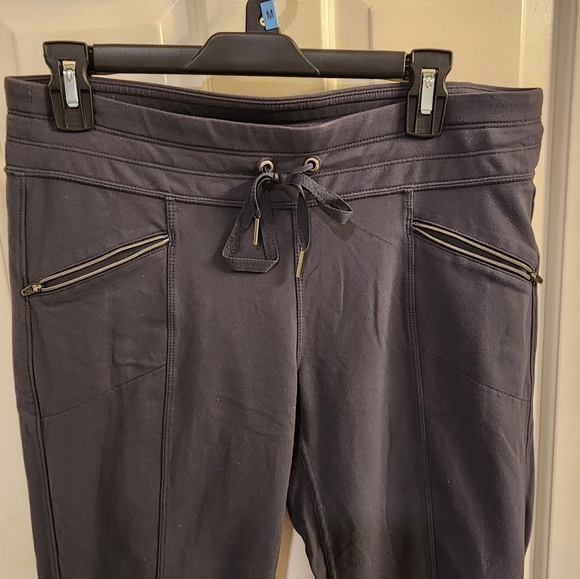 Athleta Metro Slouch Pants Womens medium dark gray Zip Pockets Cinch Hem - EUC - Picture 3 of 5